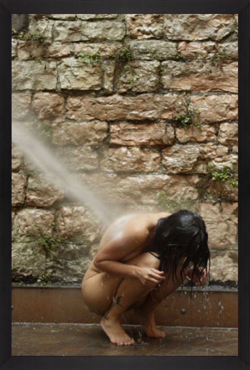 Regina Jos&eacute; Galindo, “Limpieza Social", 2006, Lambda on forex, Edition 3 /5, cm 70 x 105. Certifi 