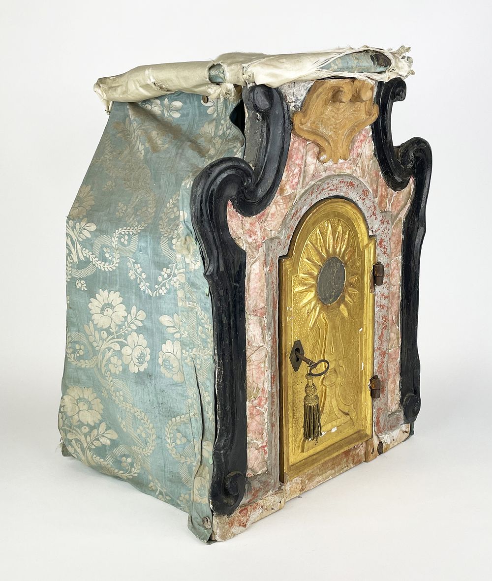 Religious object: tabernacle cabinet, 18th century
Ancient and beautiful original Baroque 
