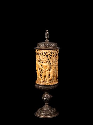 ☼CALICE IN AVORIO E ARGENTO,. .