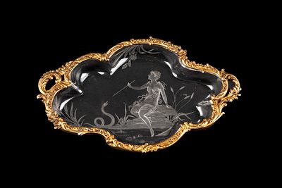 CRYSTAL AND SILVER TRAY, Austria, 19th century. l cm 15,5 x w cm 9,7.Depicting Cleopatra with a 