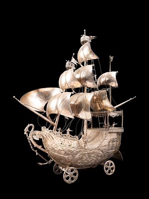 LARGE SILVER SAILING SHIP, Hanau, late 19th century. h cm 58 x l cm 54.Chiselled, engraved and 