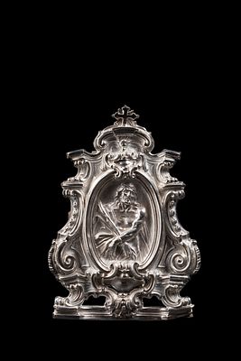 ROMAN PEACE IN SILVER, Rome, Papal States, 19th century. h cm 22 x l cm 15,5.Silversmith 