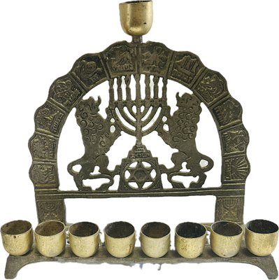 חנוכייה ישראלית שנות השמונים מסביב 12 שבטי ישראל מנורה וזוג אריות