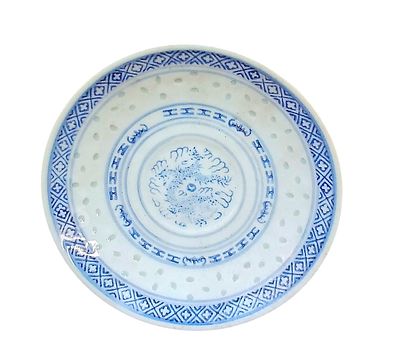 צלחת סינית דקורטיבית בעבודת יד. צלחת סינית עם חותמת דקורטיבית בעבודת יד. פריט דקורטיבי/אספני 