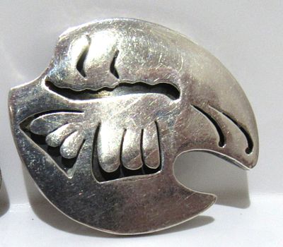 SIGNED MCM MEXICAN STERLING SILVER MODERNIST BROOCH.