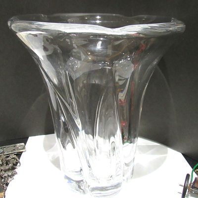 C.1950s SIGNED DAUM FRANCE CRYSTAL VASE. VERY HEAVY.