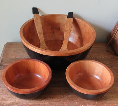 BIN PRICE $10..RETRO SALAD SET FOR 2..