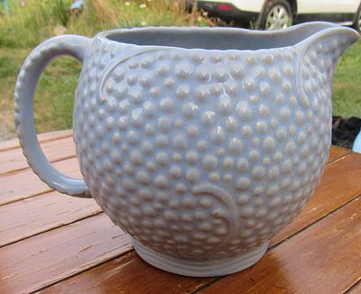 BIN PRICE $10. SYLVAC ART POTTERY MCM PITCHER.