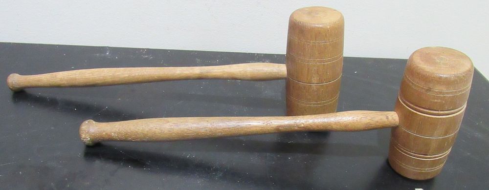 BIN PRICE $10. PR. VINTAGE WOOD GAVELS.