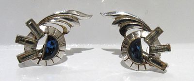 SIGNED SIMBO (SMITH BOND) MCM MODERNIST STERLING SILVER EARRINGS.