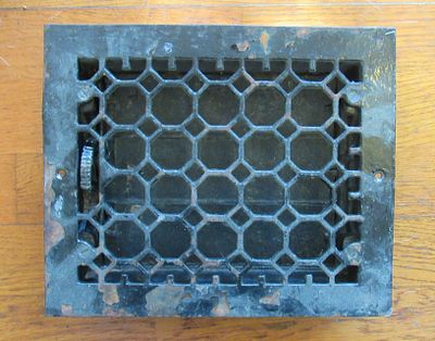 BIN PRICE $20. . ANTIQUE CAST IRON FLOOR GRATE.