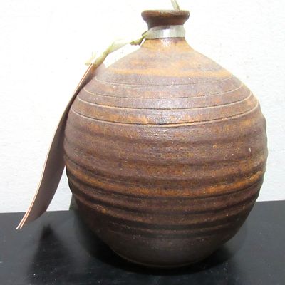 RARE FRIEDER HERMANN ART POTTERY WEED POT WITH HANG TAG. PURCHASED DIRECTLY FROM THE POTTER'S 