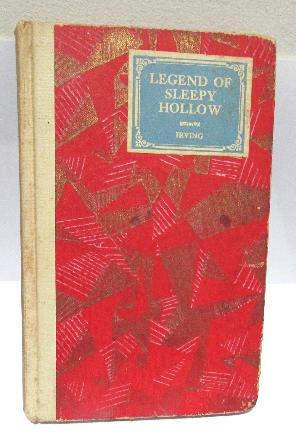 BIN PRICE $10. THE LEGEND OF SLEEPY HOLLOW. SMALL FORMAT BOOK. ART DECO COVERS.