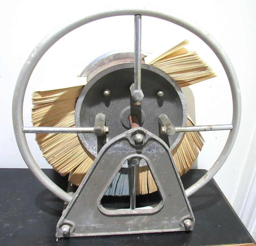 BIN PRICE $10. 1940S ATOMIC MACHINE AGE SEELEY SYSTEMS CORP. CARD WHEEL. METAL ROTARY CONTACT 