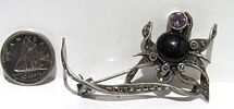 BIN PRICE $20. STERLING SILVER BROOCH WITH AMETHYST GEMSTONE/ONYX CABOCHON//MARCASITES.Image - 3