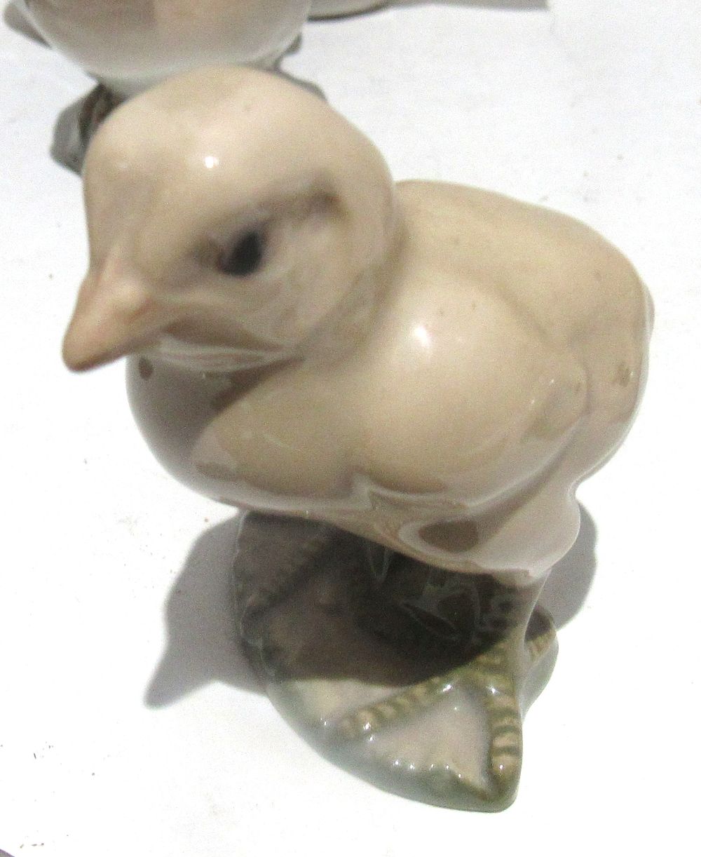 Lot 311: BUY-IT-NOW PRICE $20.BING & GRONDAHL CHICK FIGURINE.