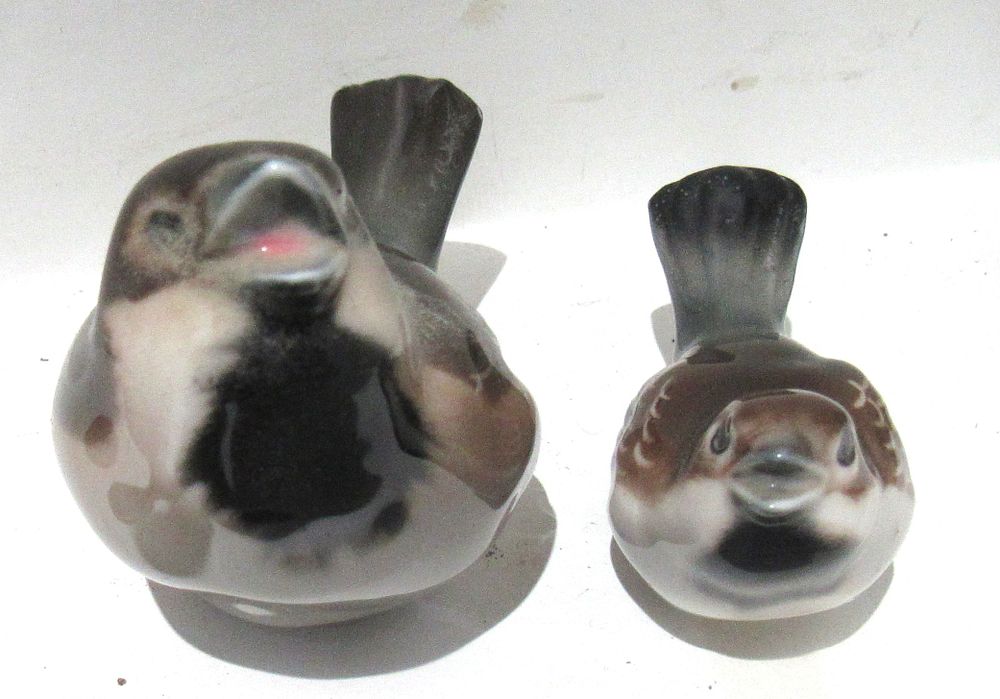 Lot 320: BUY-IT-NOW PRICE $20. GOEBEL GERMANY MOM & CHICK FIGURINES.
