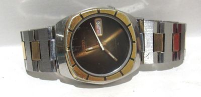 SEIKO MCM AUTOMATIC DAY/DATE WRIST WATCH. TESTED AND WORKING.