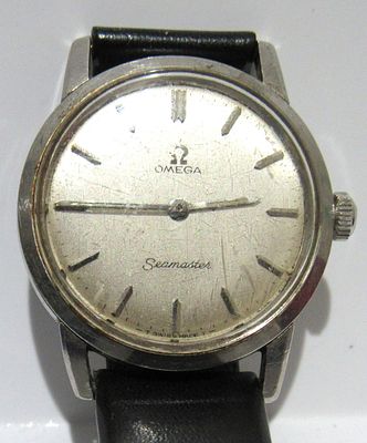 OMEGA SEAMASTER WRIST WATCH. REQUIRES SERVICING (NOT RUNNING).