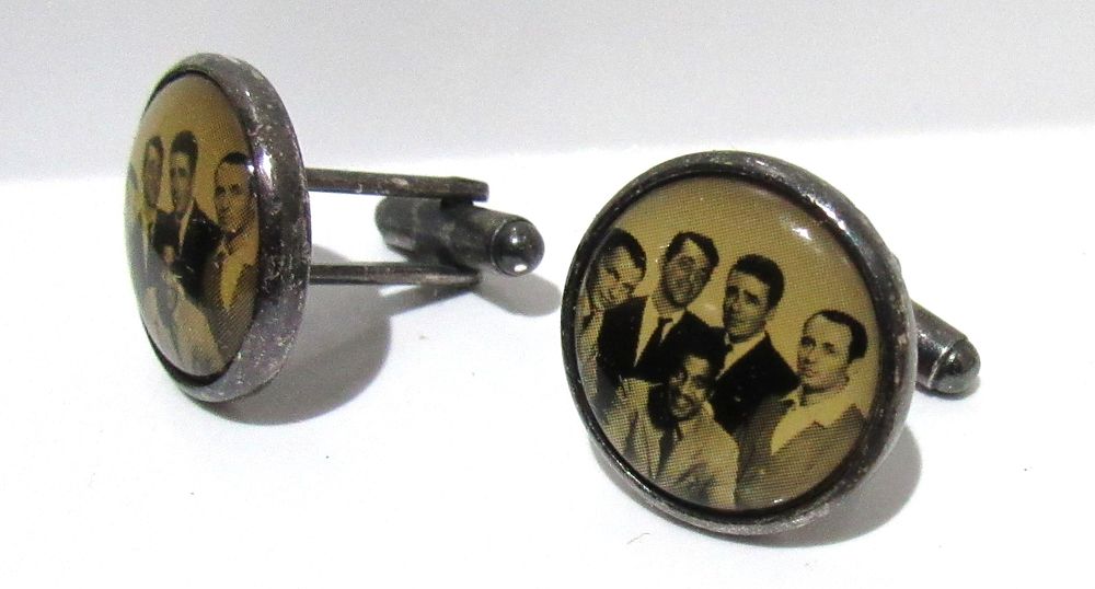 BIN PRICE $25. VINTAGE RAT PACK CUFFLINKS.