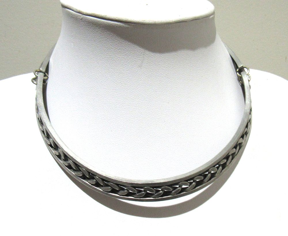 Lot 548: BUY-IT-NOW PRICE $25. SIGNED JURGEN JENSEN DANISH MODERN PEWTER CHOKER.