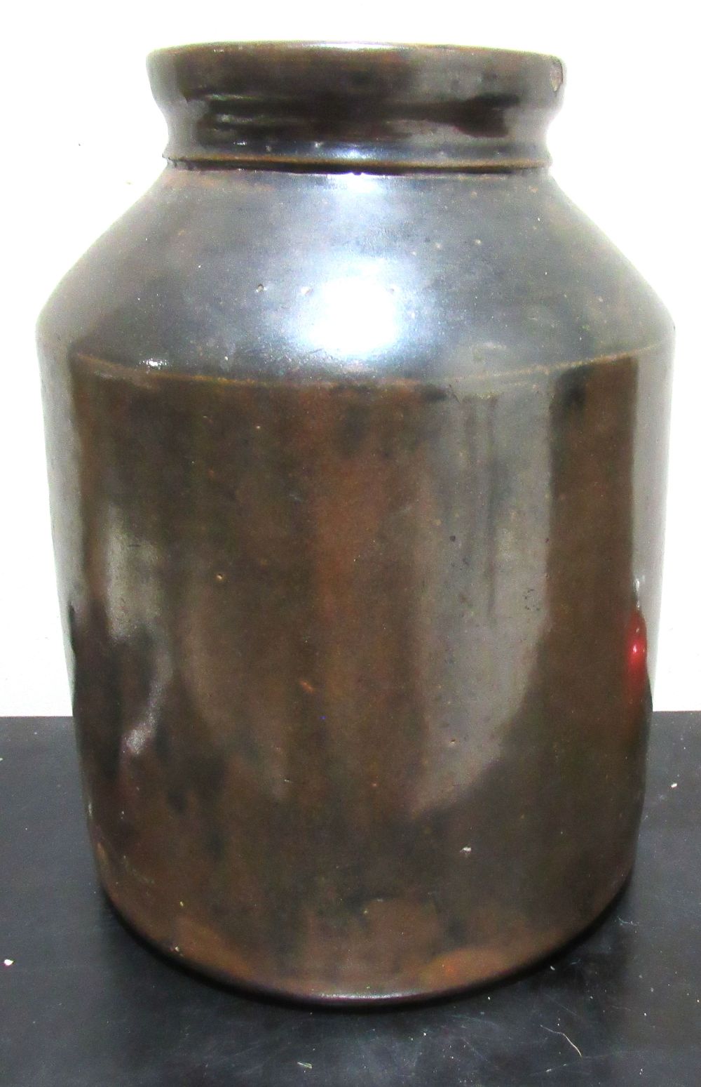 Lot 607: BUY-IT.NOW PRICE $15. ANTIQUE STONE WARE CROCK.