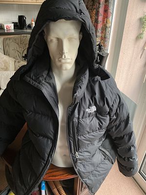 The North Face Men's Baltic Down Puffer Hoodie Jacket. XLarge , The North Face Men's Baltic down 
