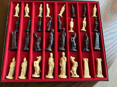 A Vintage Carlton Product Roman Style Themed Boxed Chess Set. A complete themed chess set 
