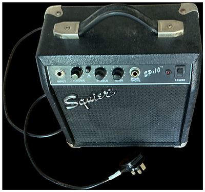 Squier by Fender SP-10 Portable Electric Guitar Amplifier. Untested. A Squier SP-10 solid-state 