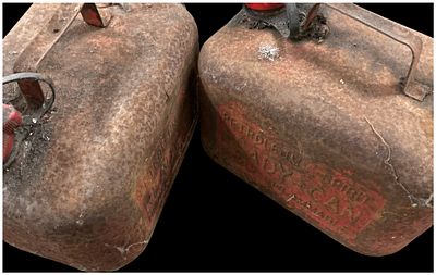 A Pair of Vintage Shell-Mex & B.P. Ltd Petroleum Spirit Ready-Cans. This lot consists of a pair 