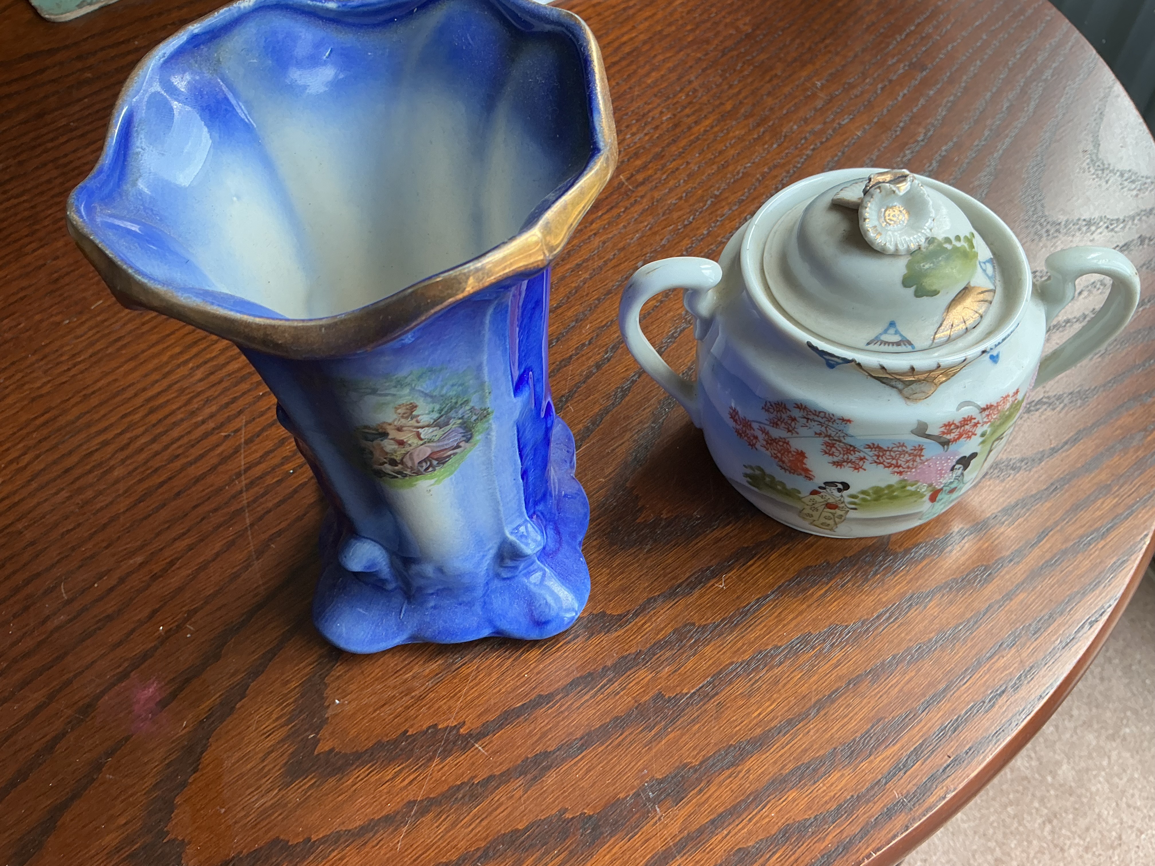 Two decorative ceramic items comprising a cobalt blue porcelain vase and a Japanese-style lidded sugar bowl