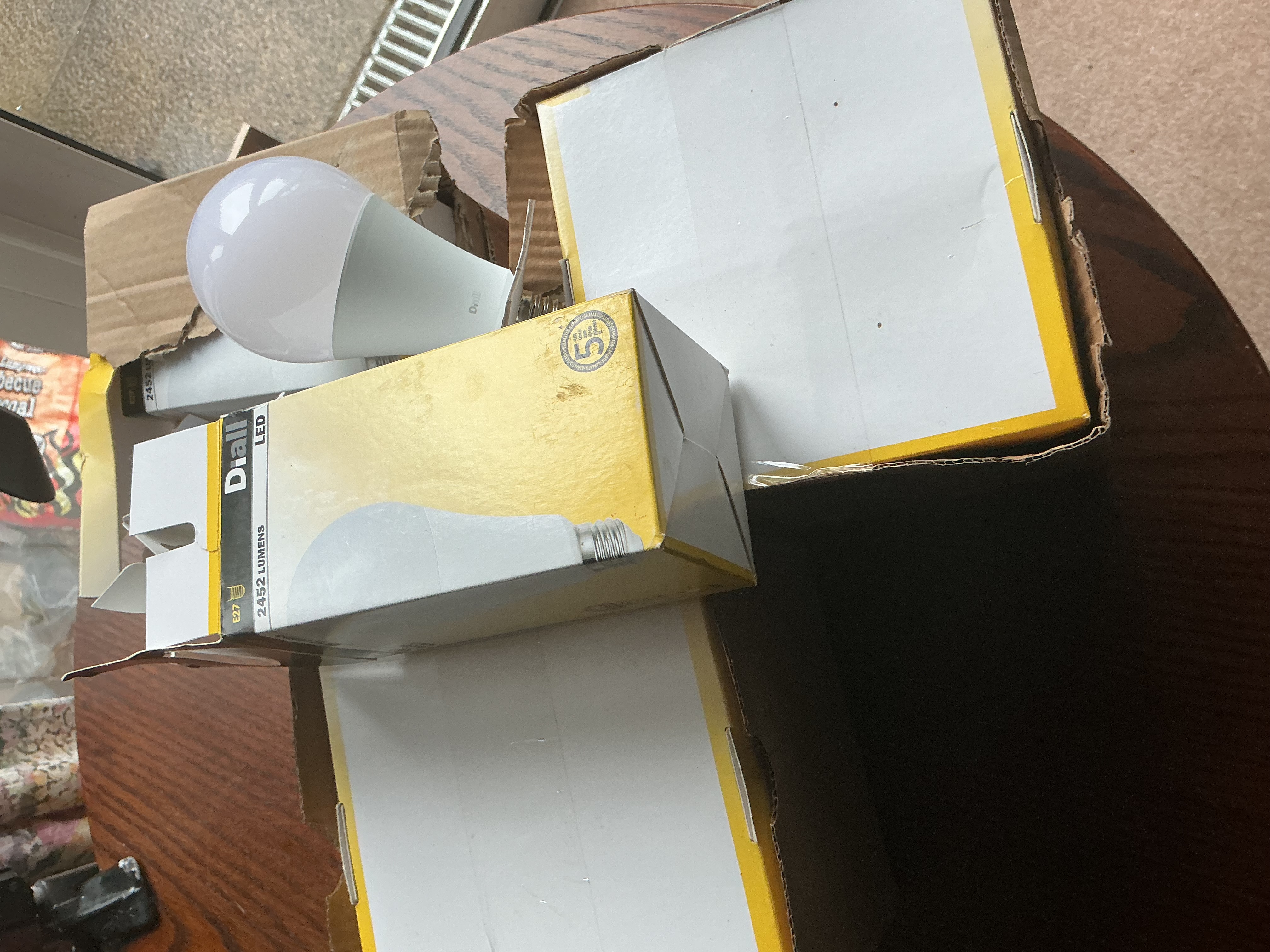 Three Diall E27 LED Light Bulbs 2452 Lumens