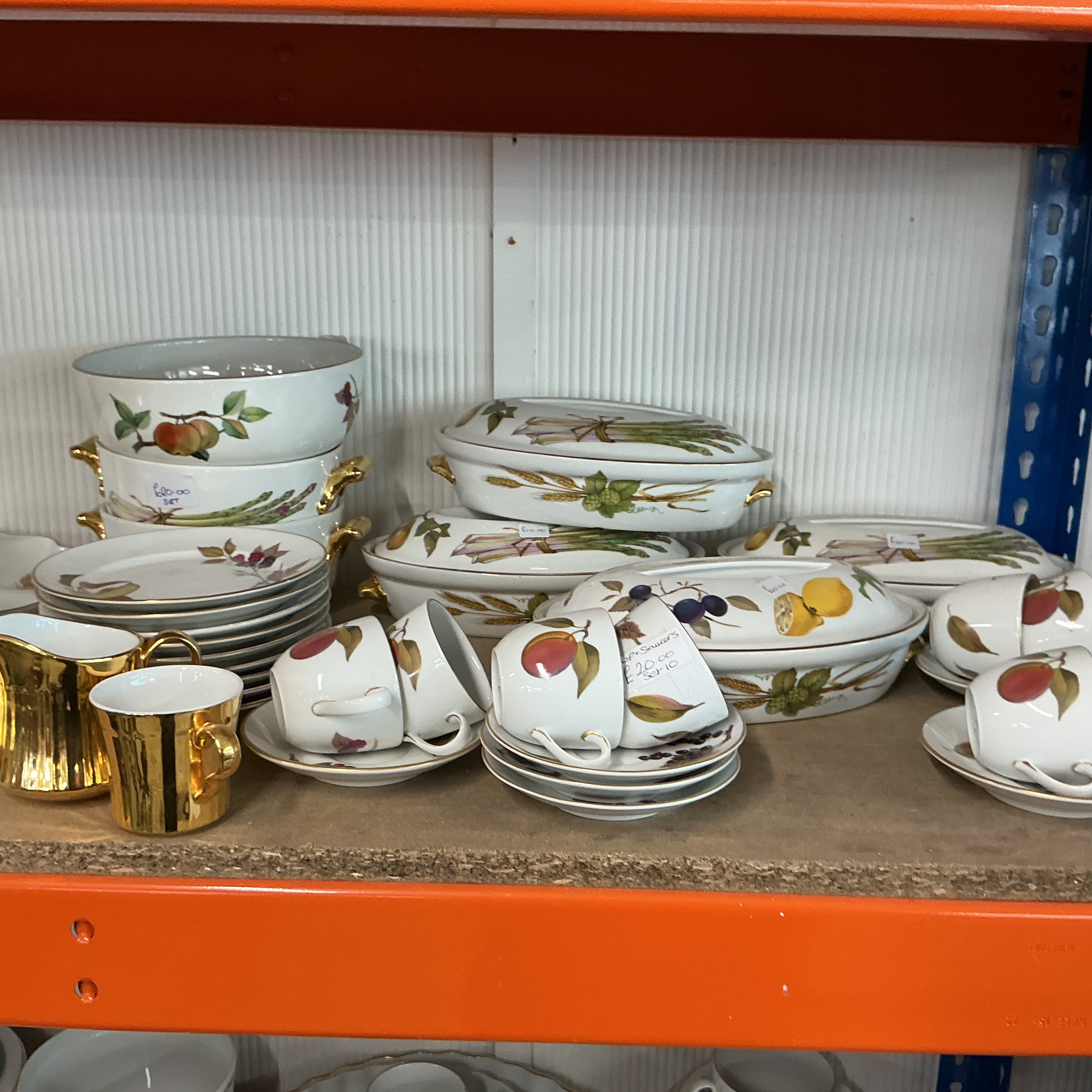 An Assortment of Oven-to-Table Porcelain Tableware in the Evesham Pattern