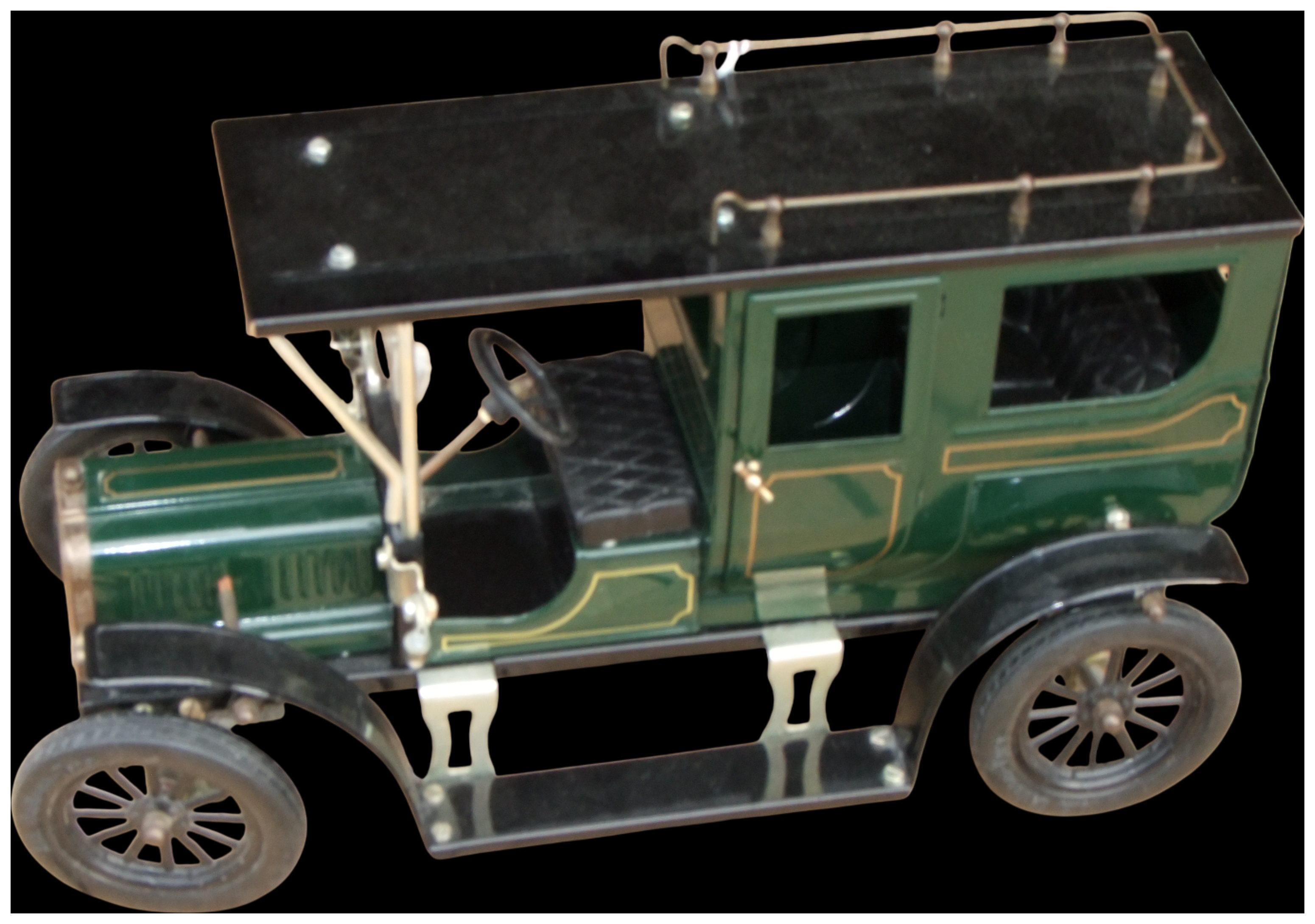 No reserve. A vintage model of an early 20th century limousine