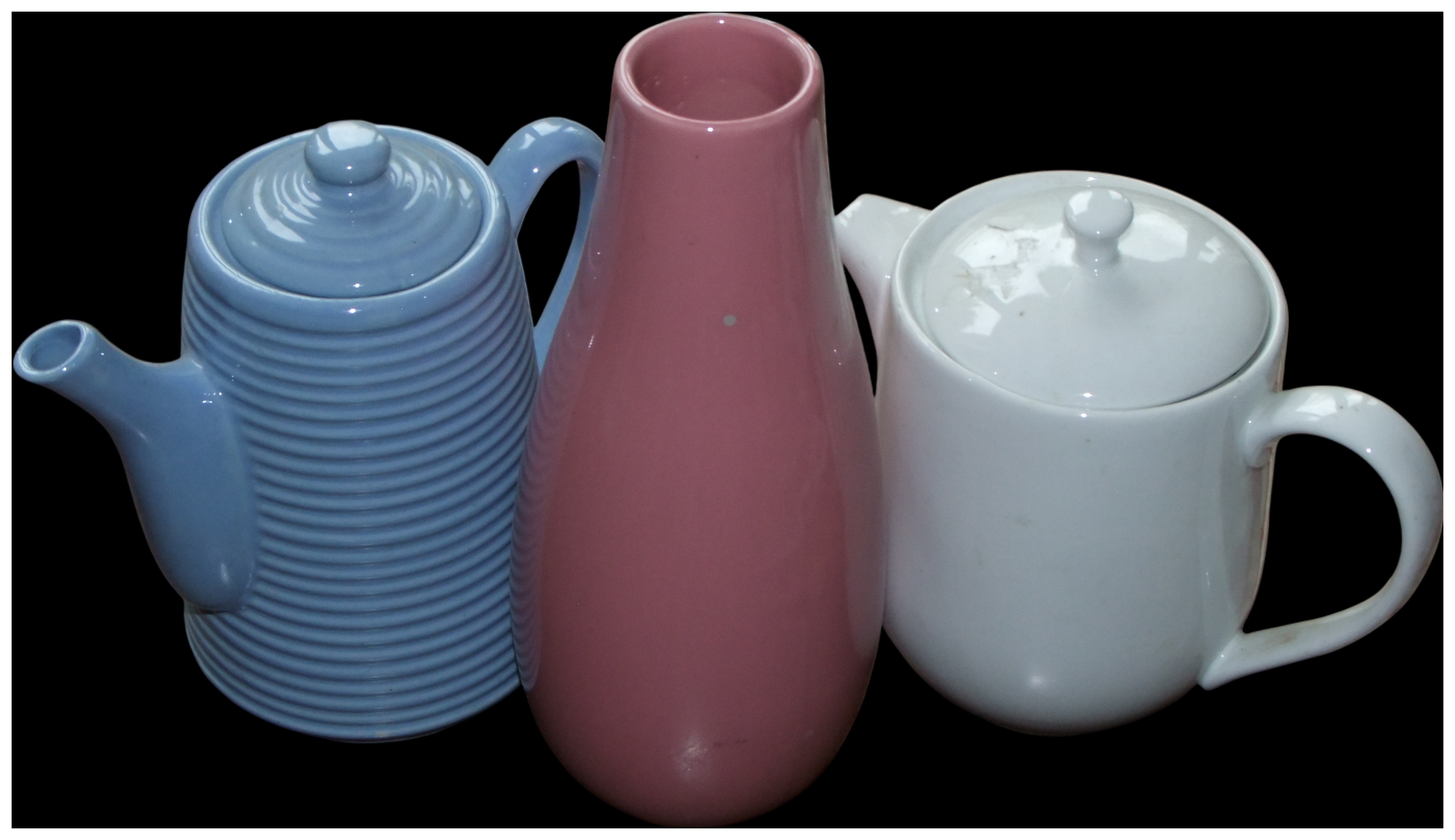 No reserve, cannot post.Trio of Contemporary Glazed Ceramic Items