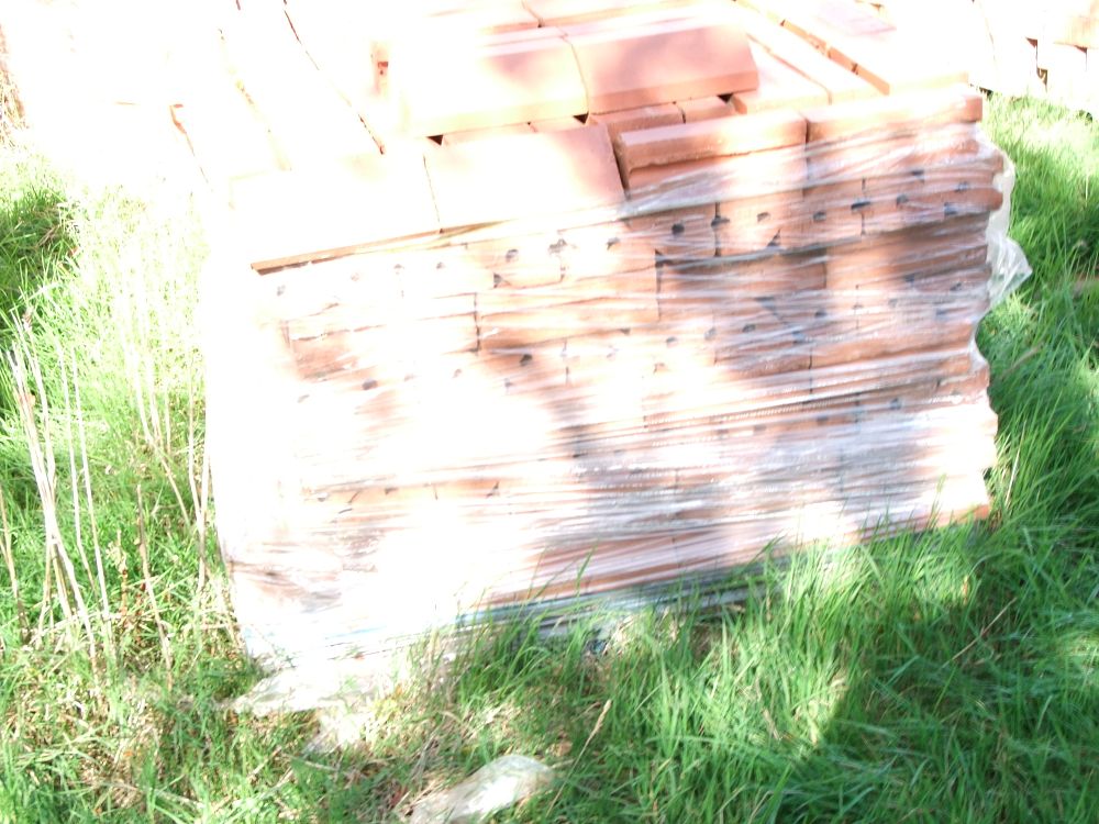 Lot 73: A Collection of Red Facing Bricks