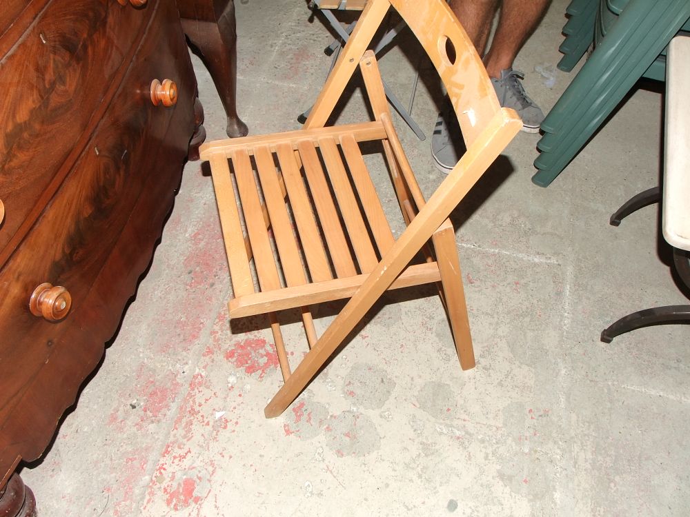 Lot 42: A modern beech folding side chair