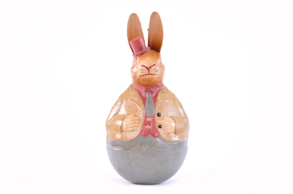 Lot 202: Serious Rabbit in Dapper Gangland Style Rolly Polly