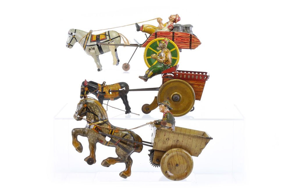 Lot 209: Strauss & Marx Horse Drawn Car Tin Windup Lot of 3