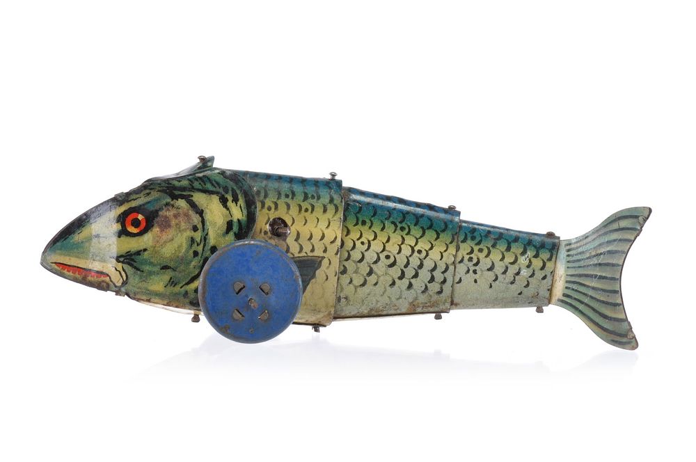 Lot 225: Rare and Early Marx Windup Fish Tin Toy