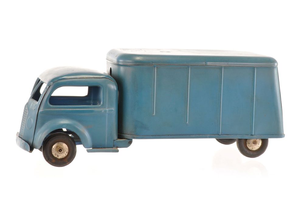 Lot 293: Rare Blue Keystone Box Truck in Steel