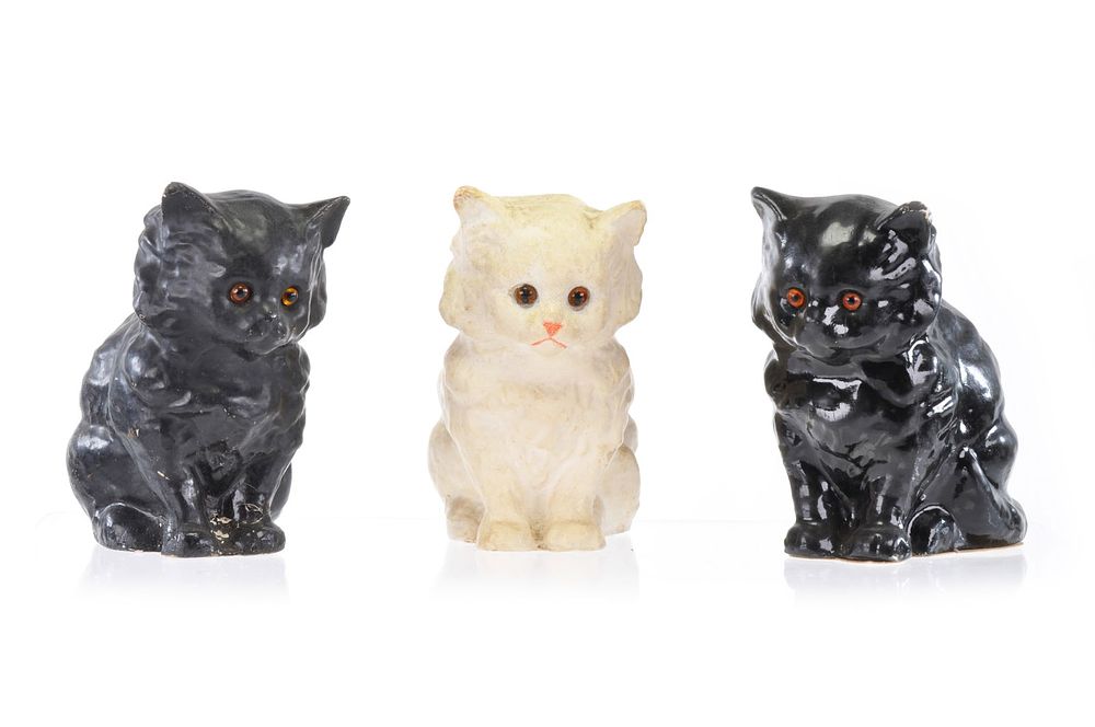 Lot 340: 3 Paper Mache Kittens Cats Decor