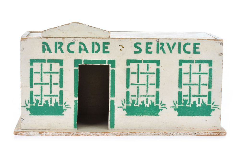 Lot 402: Arcade Toys Service Station