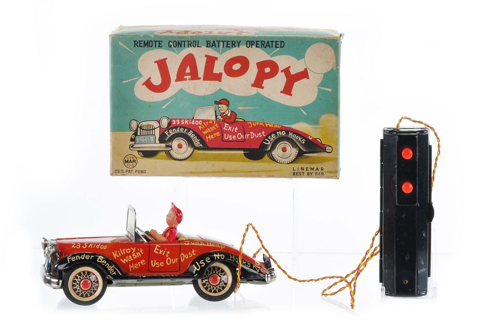 Lot 463: Linemar Jalopy Tin Car Battery Op, Japan Boxed