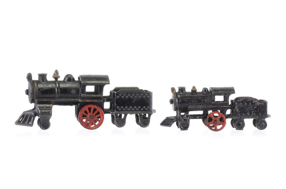 Lot 497: Hubley Set of Cast Iron Trains