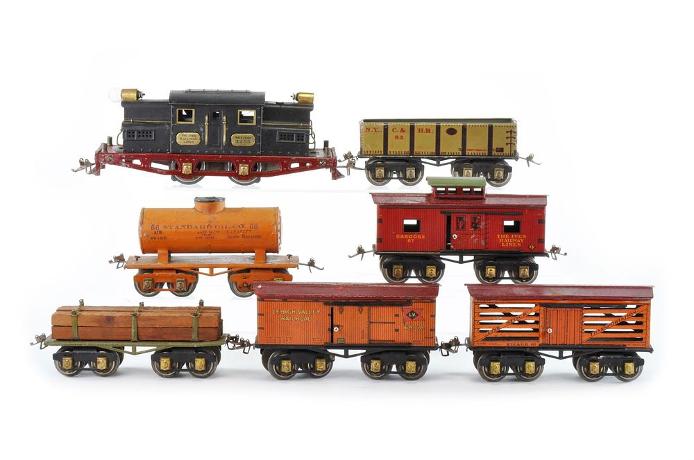 Lot 502: Ives Railway Lined 3255 Engine and Train Set
