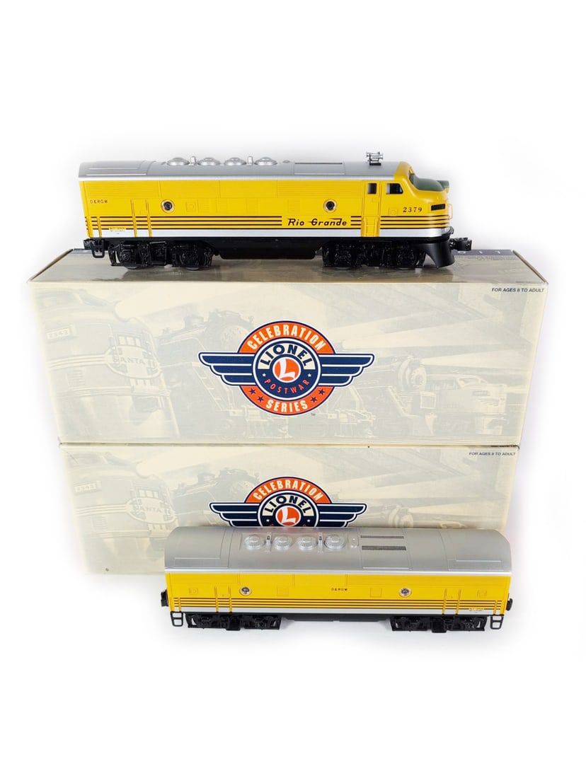 Lot 508: Lionel TMCC  6-24526 & 6-24527 F-3 AB Diesel Powered & Non-Powered Set NM-MIB
