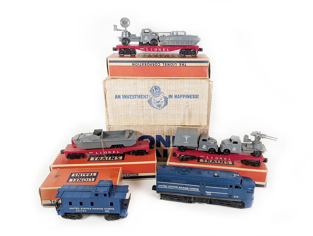 Lot 519: Lionel 1591 U.S. Marine Land and Sea Military Set 6809 6807 6803 6017-50 In Set Box