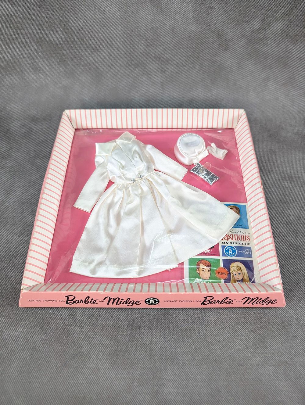 Lot 157: Barbie Outfit White magic #1607 NRFB