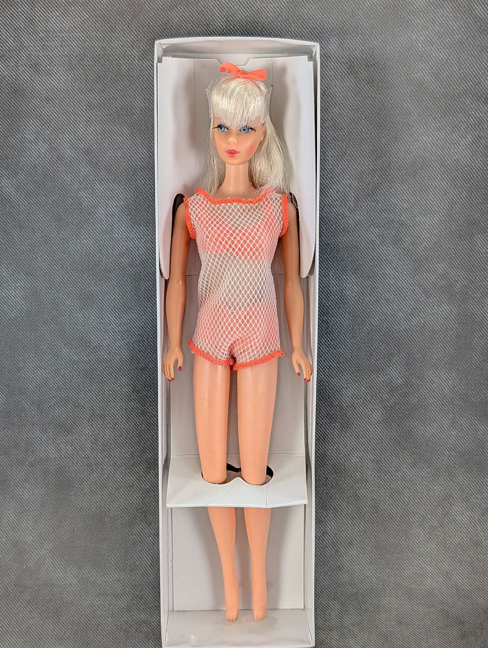 Lot 162: 1966 TNT Twist n Turn Barbie Platinum White Hair Stunning